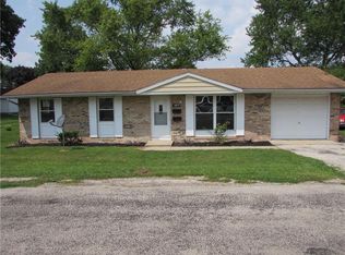 307 Gibson St, Georgetown, IL 61846