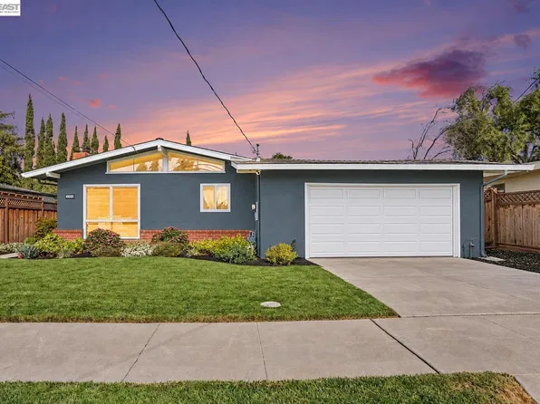1264 Pine St, Livermore, CA 94551