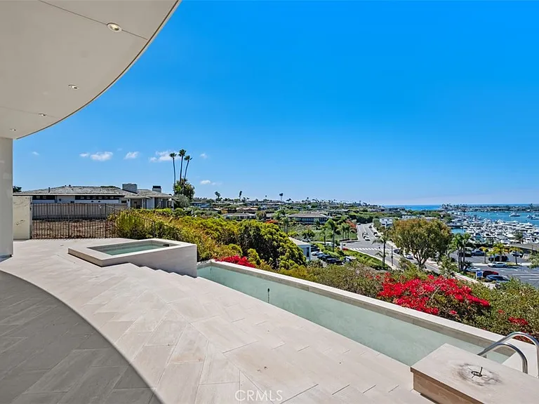 1523 Dolphin Ter — Photo 39