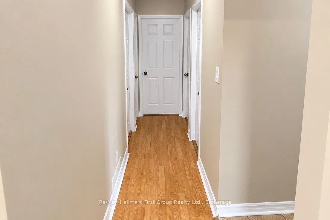 3 bed, $2,100 — Photo 4