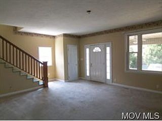 3rd image of 1008 Laird Ave