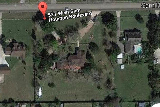 1st image of 521 W Sam Houston Blvd