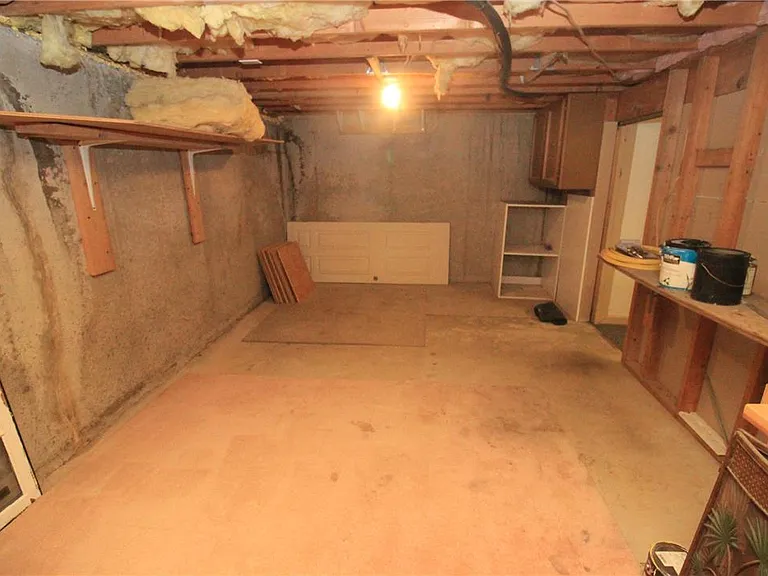 106 Founders Ct — Photo 29