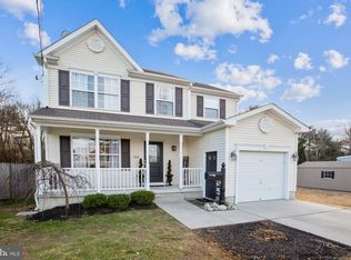 332 Roberts Ave, Bellmawr, NJ 08031