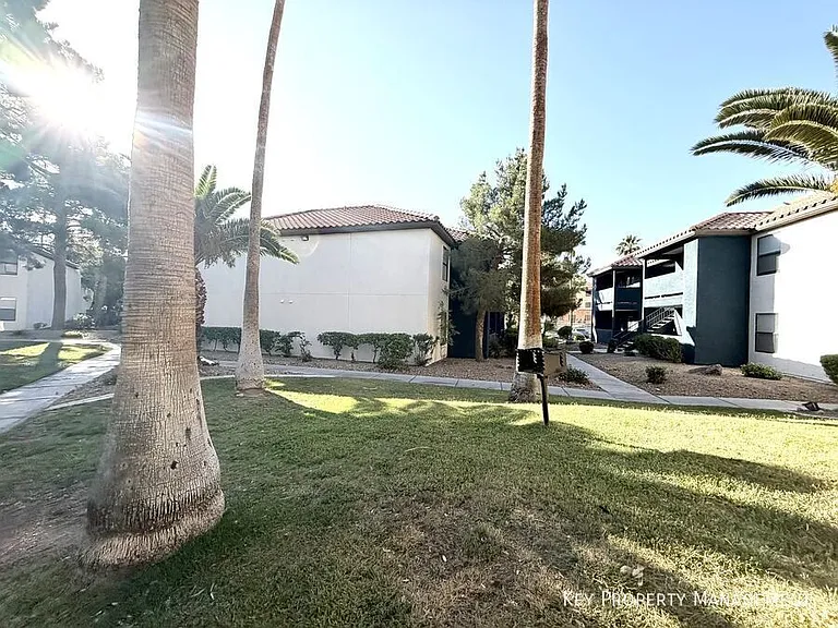3135 S Mojave Rd #153 — Photo 13