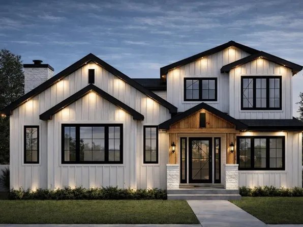 3375 SW Breton Close NW, Calgary, AB T2L 1X3
