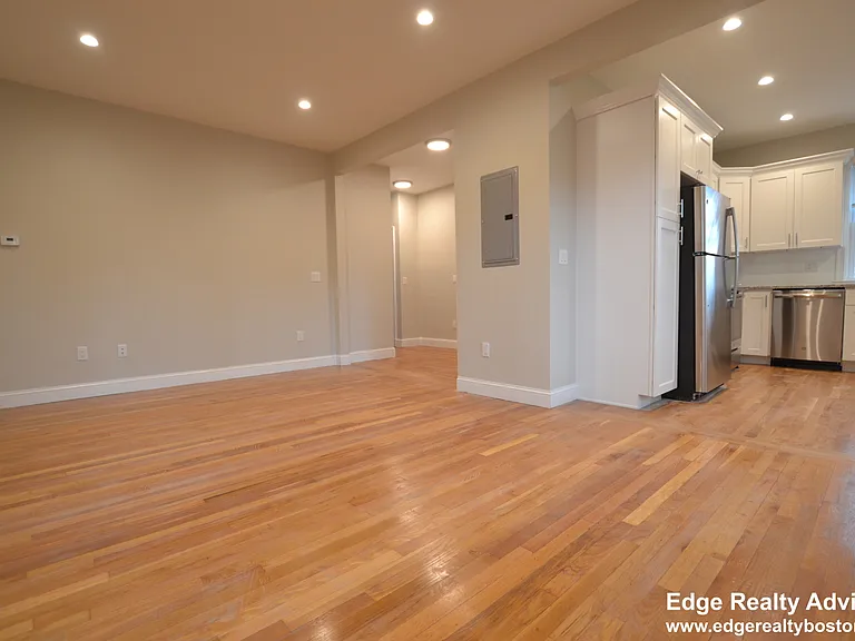 58 Foster St #2 — Photo 11