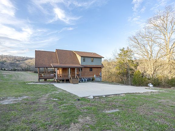 4th image of 1565 Old Elkton Pike