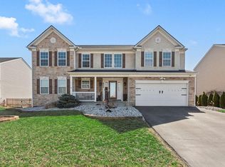 4325 Orangeberry Dr, Grove City, OH 43123