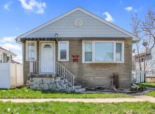 1528 Truman St, Hammond, IN 46320