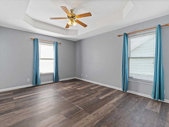 5th image of 1211 Verkler Dr