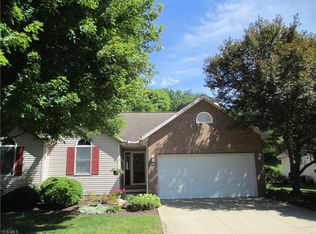 1501 Waters Edge Dr, Akron, OH 44313