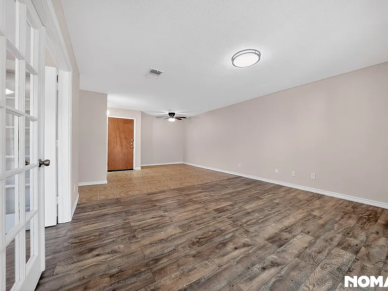 4119 Medical Dr #E203 — Photo 8