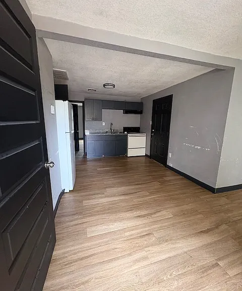 9105 Grady St — Photo 5