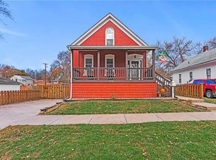 726 Kickapoo St, Leavenworth, KS 66048