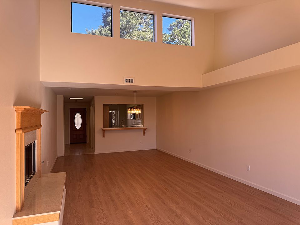 1st image of 24525 Outlook Dr #36