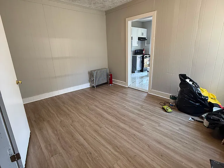 1118 Hampton Pl #2 — Photo 5