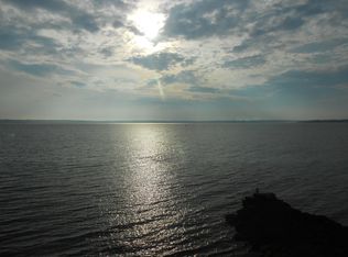 1 Riverview St, Fall River, MA 02724