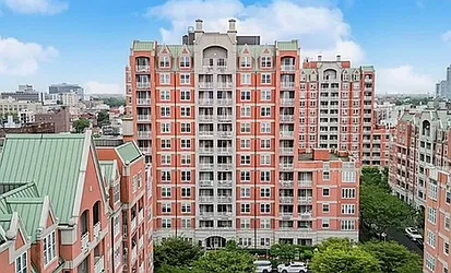 55 Oceana Drive East, #1B