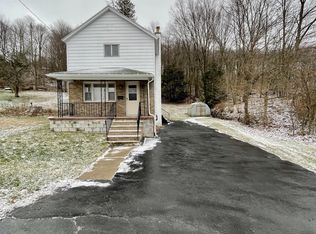 116 Fulton St, Carbondale, PA 18407