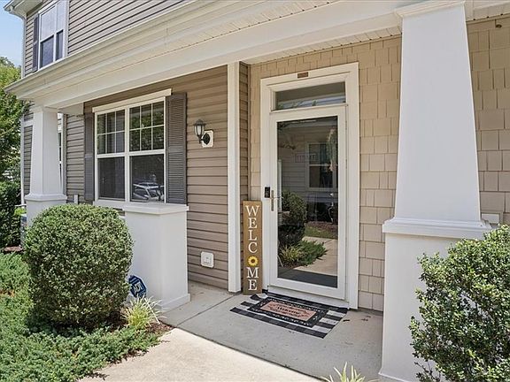 2nd image of 2409 Leytonstone Dr