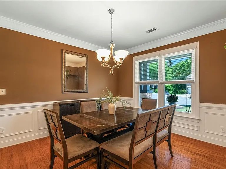 3845 Seaton Dr — Photo 5