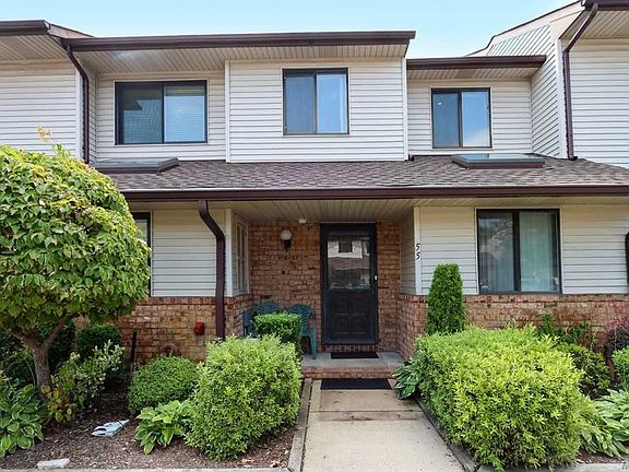 3rd image of 55 Cottonwood Ct