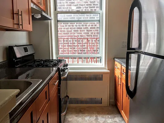 Rented by Ian Alexander Realty Group LLC | media 2