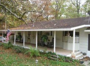 506 W 4th St, Galena, MO 65656