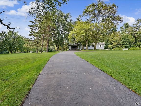 5th image of 2834 California Hill Rd