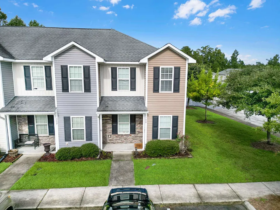 300 Glen Cannon Dr