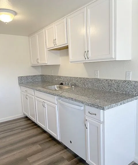 Myrtle Oaks Apartments — Photo 17