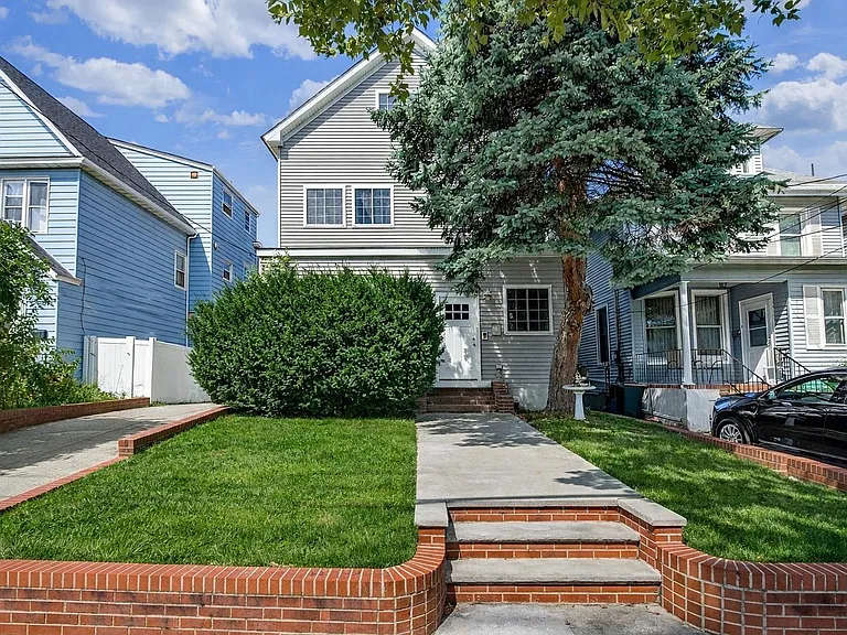 815 Kennedy Blvd #1 — Photo 17