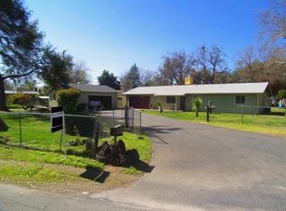 2986 Henderson Rd, Redding, CA 96002