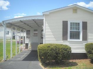 121 Pinehurst Dr, Plymouth, MA 02360