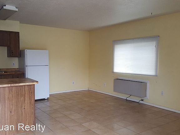 3rd image of 77 Parque De Oeste Dr APT 1