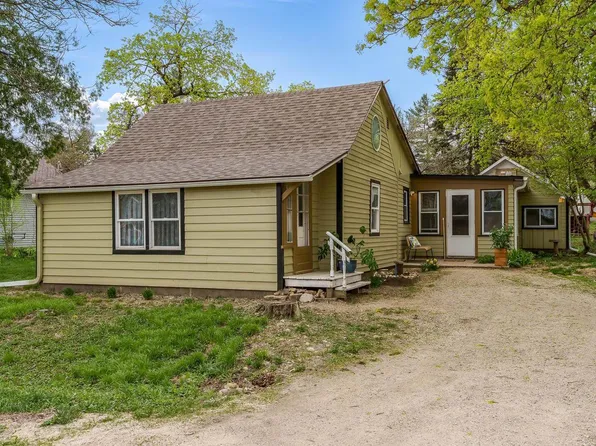 8221 West Front Street, Orfordville, WI 53576