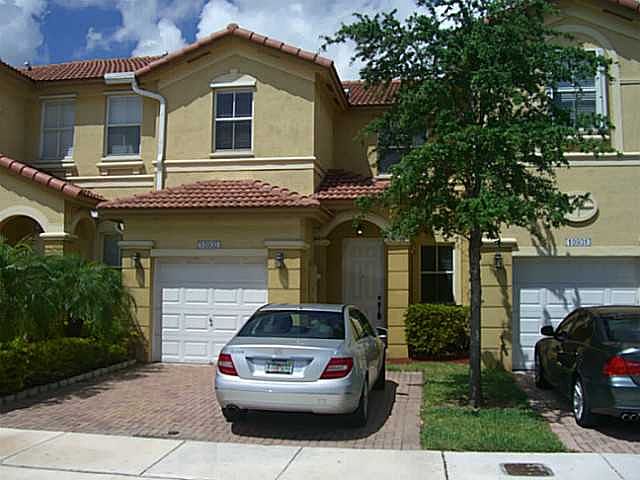 1st image of 10935 NW 79th St