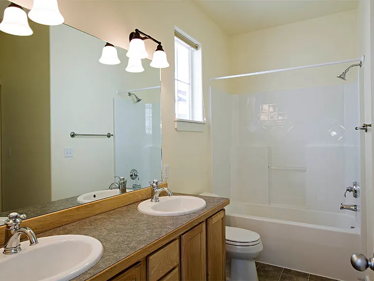 3892 Equestrian Ln — Photo 12