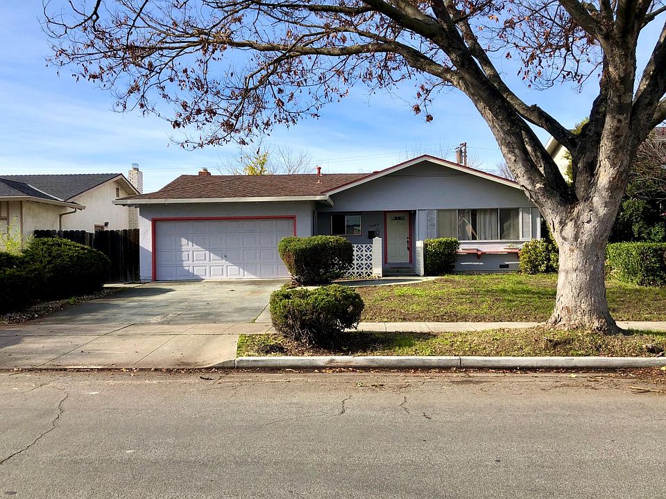 1st image of 2069 Anthony Dr