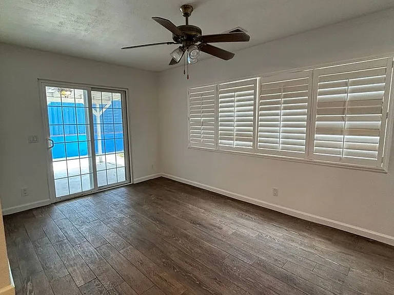 4122 Aragon Dr — Photo 6