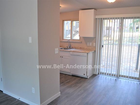 5th image of 21914 29th Ave S APT 2