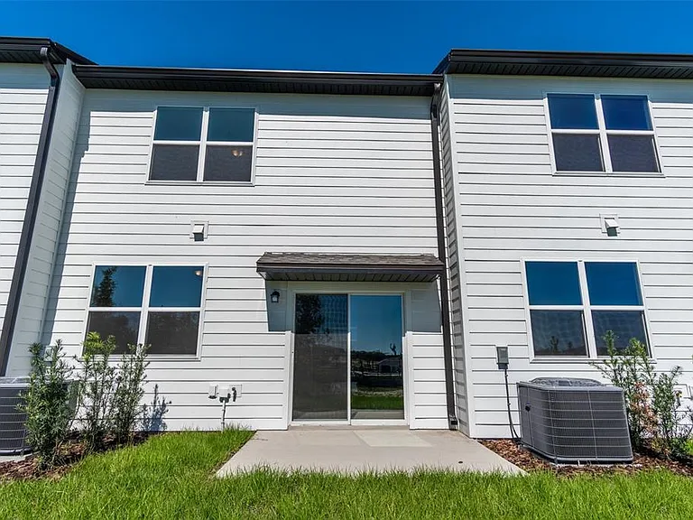 394 Madison Dr — Photo 23