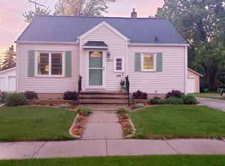1422 W Lawrence St, Appleton, WI 54914
