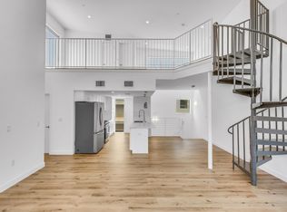 1754 10th St #3, Santa Monica, CA 90404