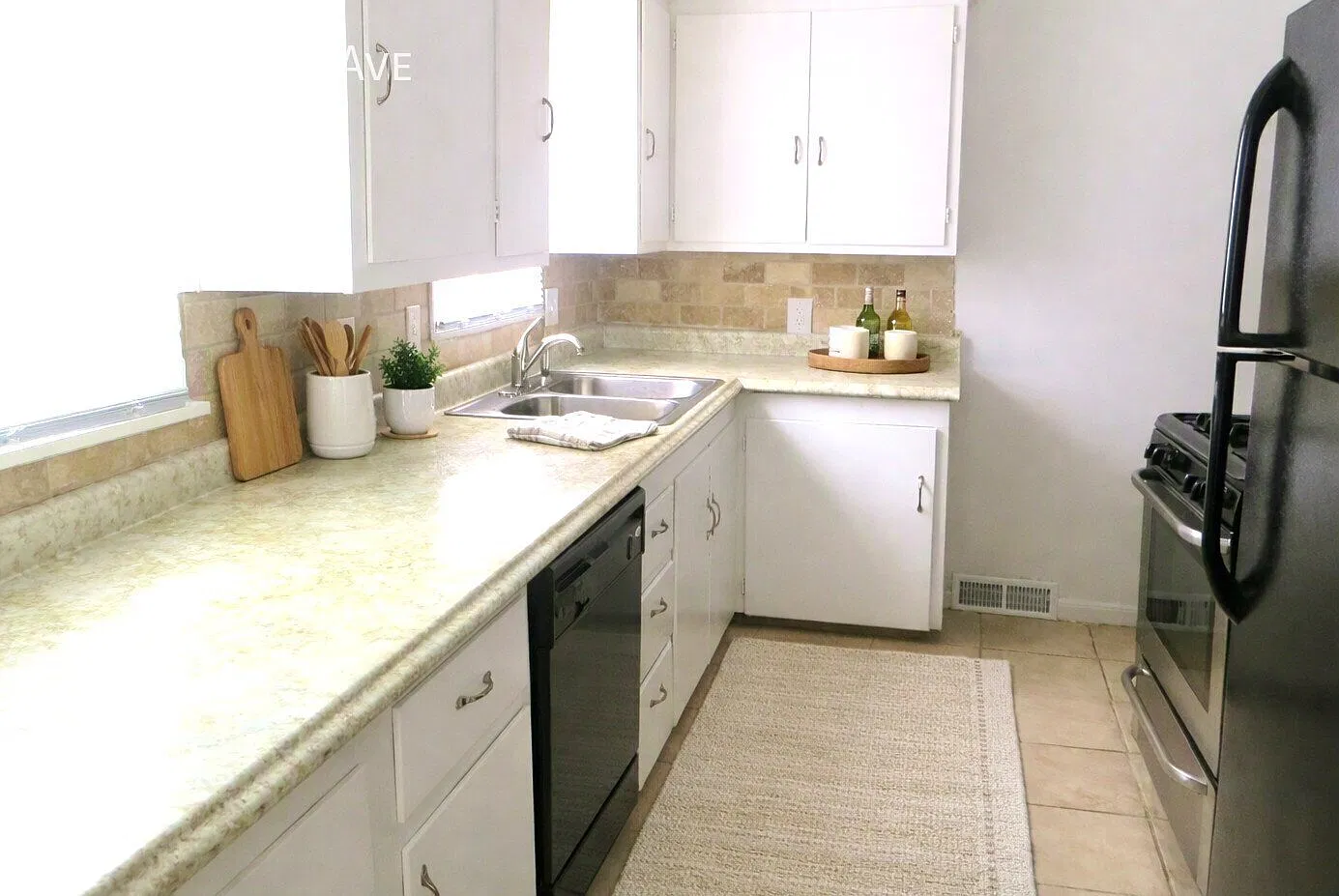 615 Caulder Ave — Photo 2