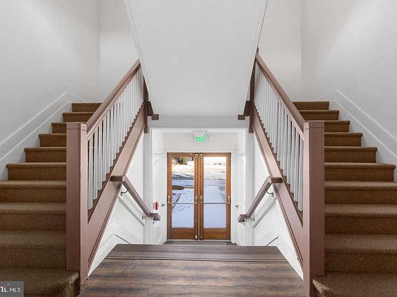 5th image of 13 1st Ave SW Unit 1-5