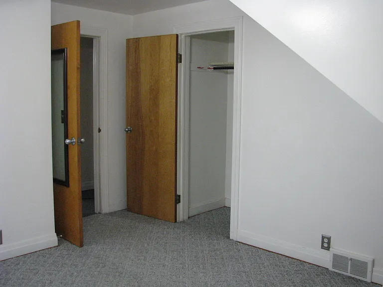 5330 Seneca St — Photo 19