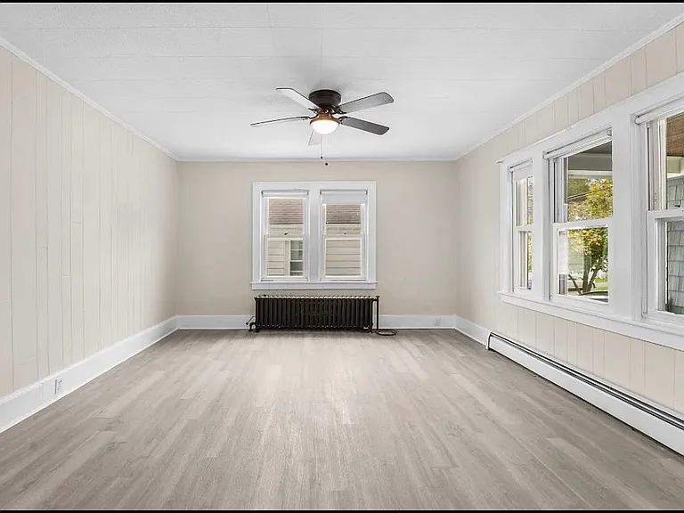 108 Robble Ave — Photo 2