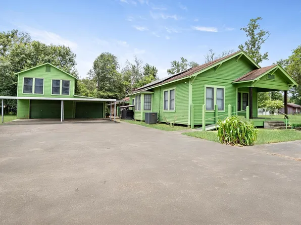 8265 Maple St, Orange, TX 77632